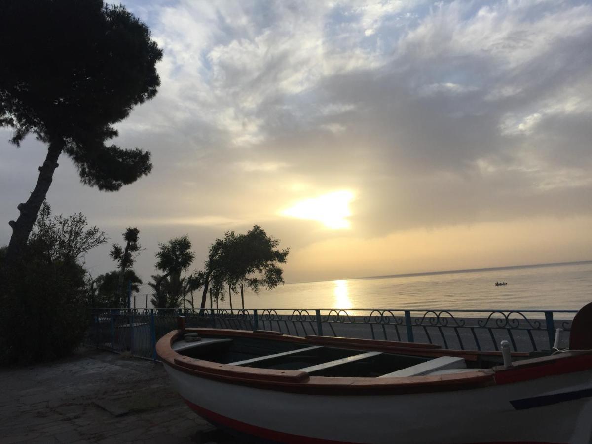 Casa Peppino Daire Letojanni Dış mekan fotoğraf